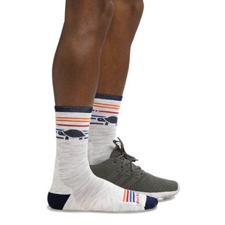 Darn Tough Pacer Micro Crew Ultralightweight Cushion Socks - Men's 5