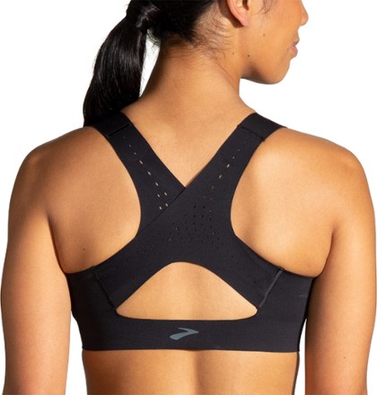Brooks Dare Zip 2.0 Bra 2