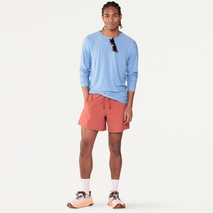 Vuori Long-Sleeve Strato Tech T-Shirt - Men's 3