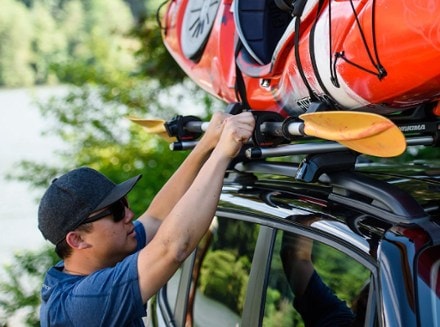 Yakima TopGrip Paddle Carrier Top view (Black)