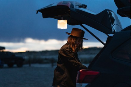 MPOWERD Luci Inflatable Solar Lantern: Lux 6