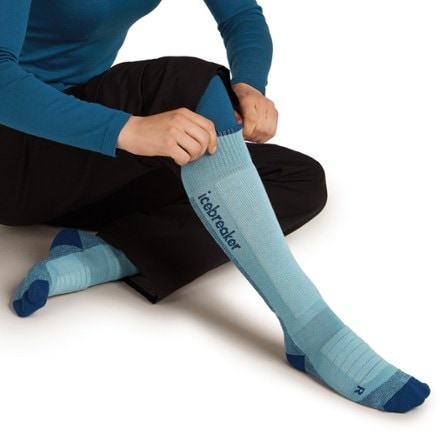 Icebreaker Merino Ski+ Medium Over The Calf Socks - Women's 3