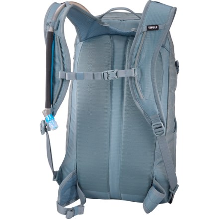 Thule AllTrail 22 L Hydration Pack 10