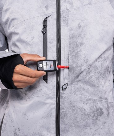 686 Hydrastash Reserve Insulated Jacket - Men's 6