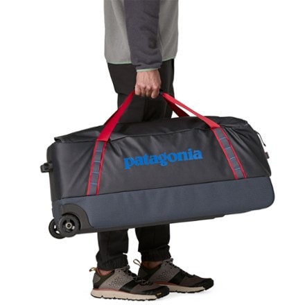 Patagonia Black Hole Wheeled Duffel 100 L 2