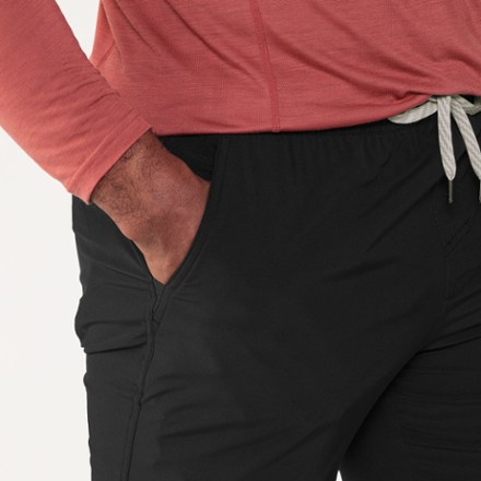 Vuori Kore Joggers 28" - Men's 7