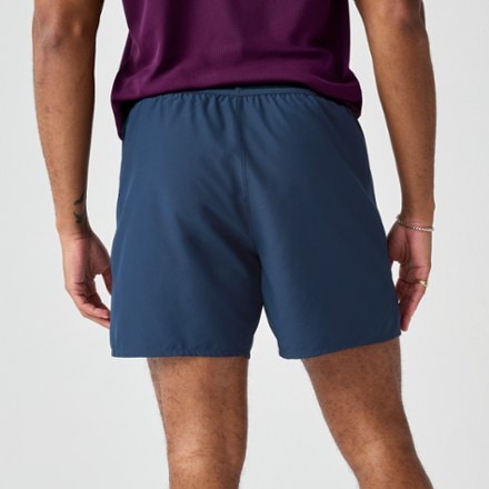 Brooks Dash 6" Shorts - Men's 1