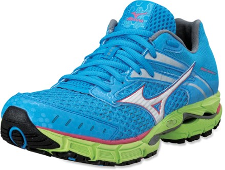 mizuno wave running shoes womens