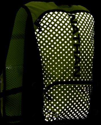 Nathan HyperNight QuickStart 2.0 4 L Hydration Vest 5