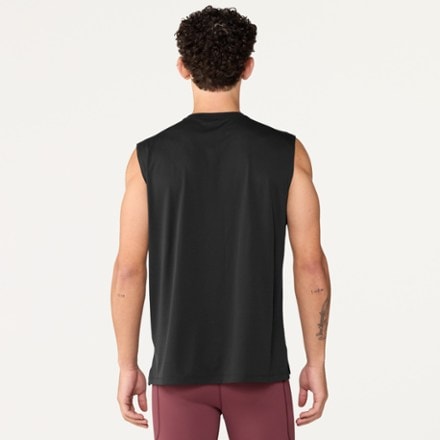 Vuori Sleeveless Strato Breathe Tank Top - Men's 2