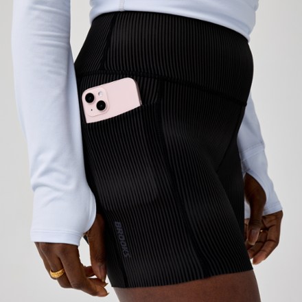 Brooks Chaser 5" Short Tights - Women's 2