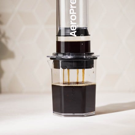 AeroPress XL Variable Flow Control Cap 3