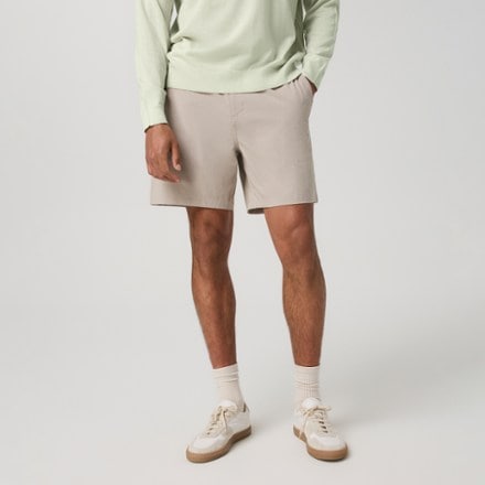 Vuori Aim Elastic Waist 7" Shorts - Men's 1