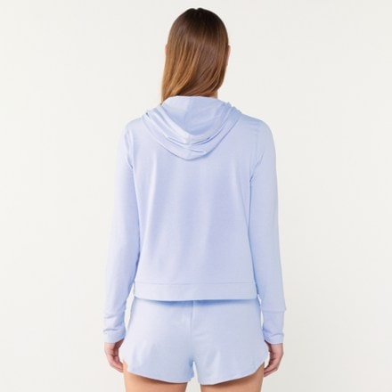 Vuori Halo Essential Hoodie - Women's 4