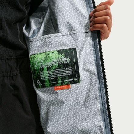 Nike ACG Phantazma Rain Jacket - Women's 6