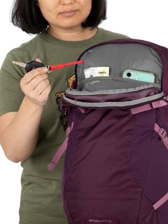 Osprey Sportlite 25 Pack Accessories not included.