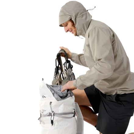 Arc'teryx Squamish Hoody - Men's 5