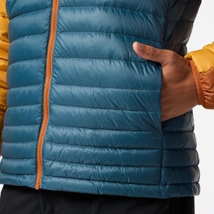 Cotopaxi Fuego Hooded Down Jacket - Men's 6