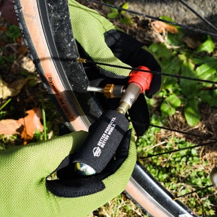 Planet Bike 16 g Threaded CO2 Cartridge 3