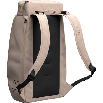 Db Journey Hugger Pack 25L 4