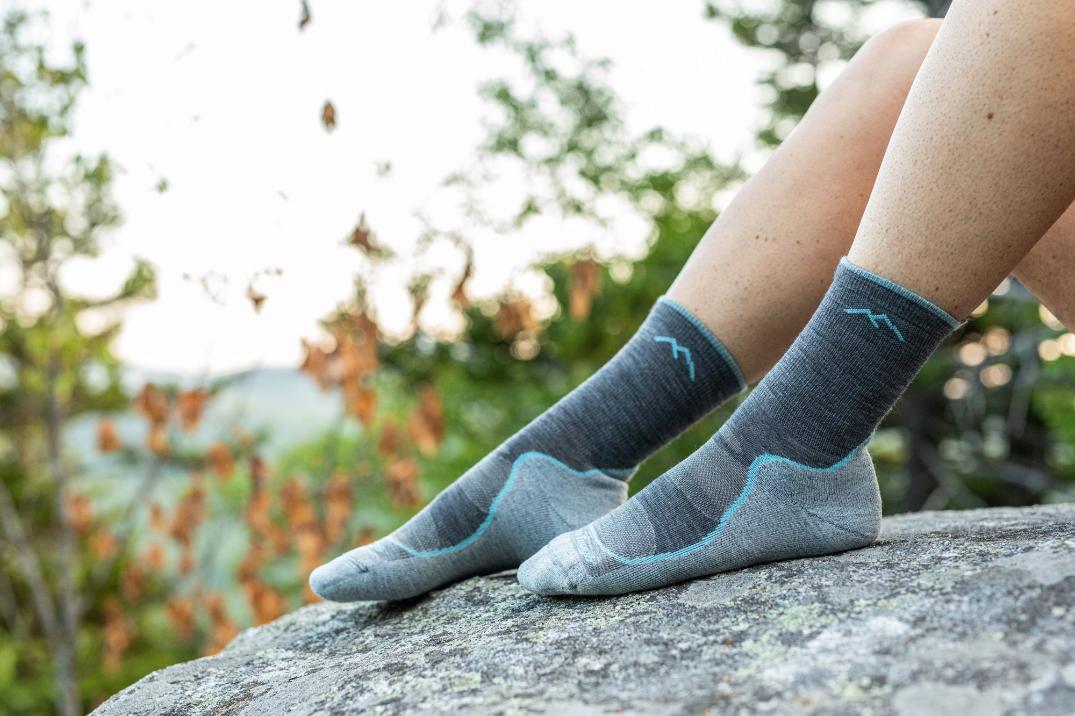Location Image for Light Hiker Micro Crew Socks - Women's