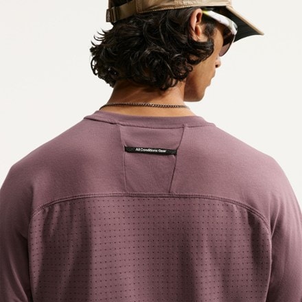 Nike ACG Solar Chase T-Shirt - Men's 5