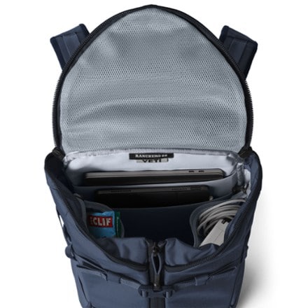 YETI Ranchero Pack - 22 L 4