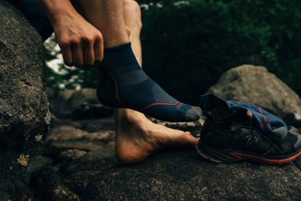 Light Hiker Quarter Lightweight Hiking Socks - Men's