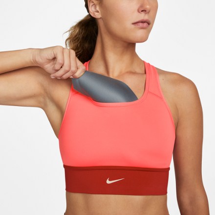 Nike Swoosh Long Line Bra 5