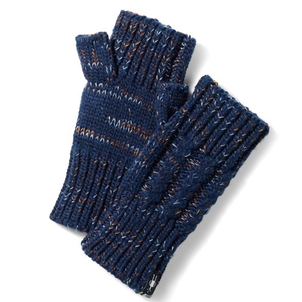 Product Image of color Deep Navy