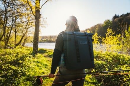 YETI Hopper M20 Backpack Soft Cooler 10
