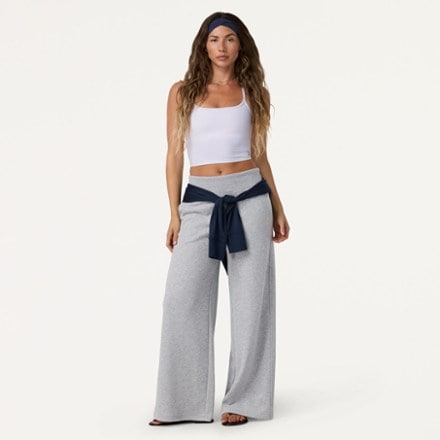 Vuori Sedona Mid-Rise Wideleg Pants - Women's 2
