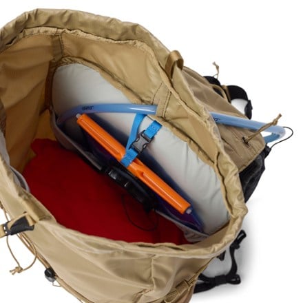 Fjallraven Abisko Hike Lite 20 Pack Hydration reservoir not included