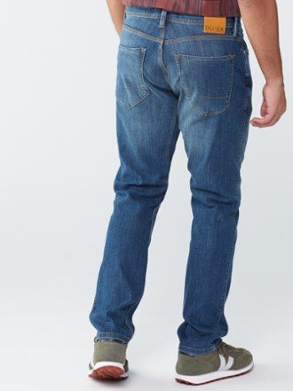 DUER Performance Denim Relaxed Fit Tapered Jeans - Men's 2