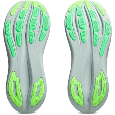 ASICS GEL-Nimbus 28 Road-Running Shoes - Men's 4