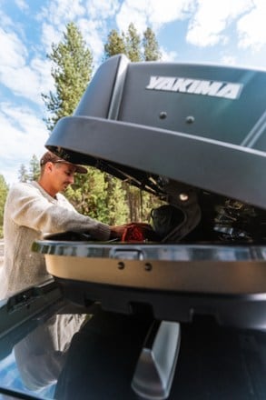 Yakima SkyBox NX LG Roof Box 9