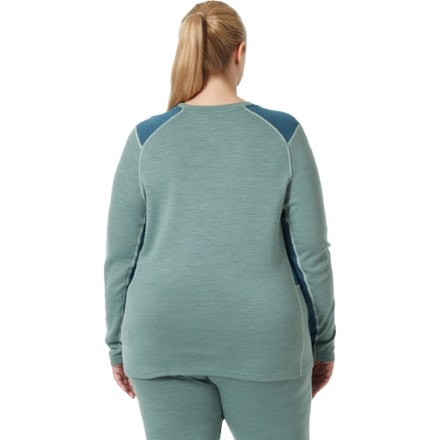 Helly Hansen LIFA Merino Midweight Crew Base Layer Top - Women's 2