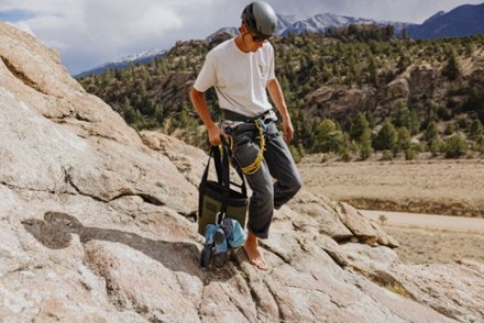 YETI Camino 20 Carryall 7
