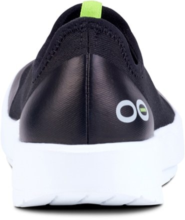 OOFOS OOmg eeZee Low Shoes - Women's 4