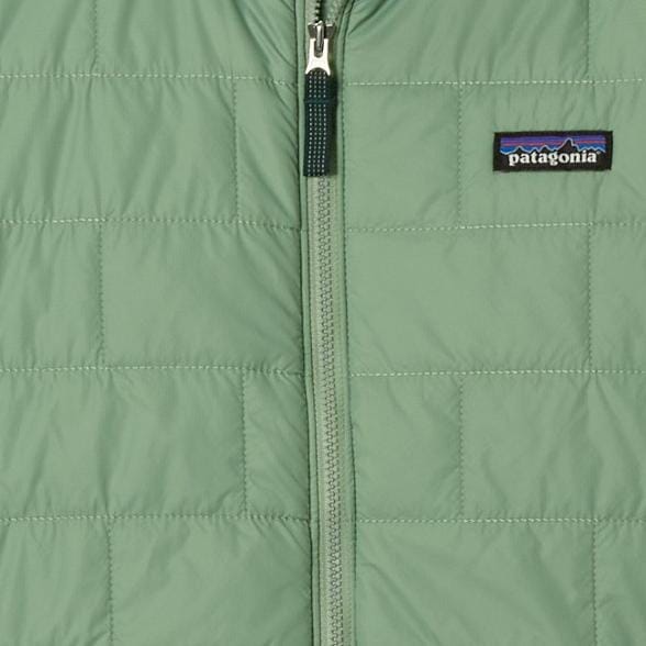 Swatch Image of color Ellwood Green