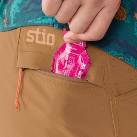 Stio OPR 9" Bike Shorts - Men's 4