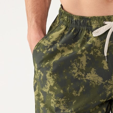 Vuori Banks Session Unlined 7" Shorts - Men's 4