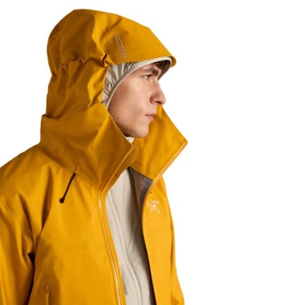 Arc'teryx Beta SL Jacket - Men's 6