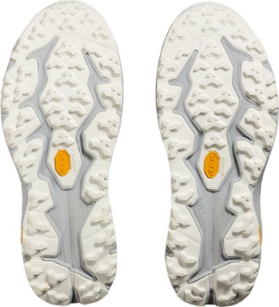 Hoka Speedgoat 6