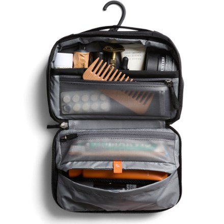 Bellroy Hanging Toiletry Kit 5