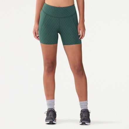 Janji Pace 5" Shorts - Women's 1