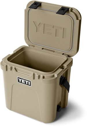 YETI Roadie 24 2.0 Hard Cooler 3