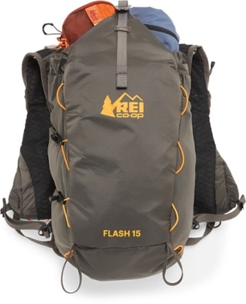 REI Co-op Flash 15 Hydration Vest 4