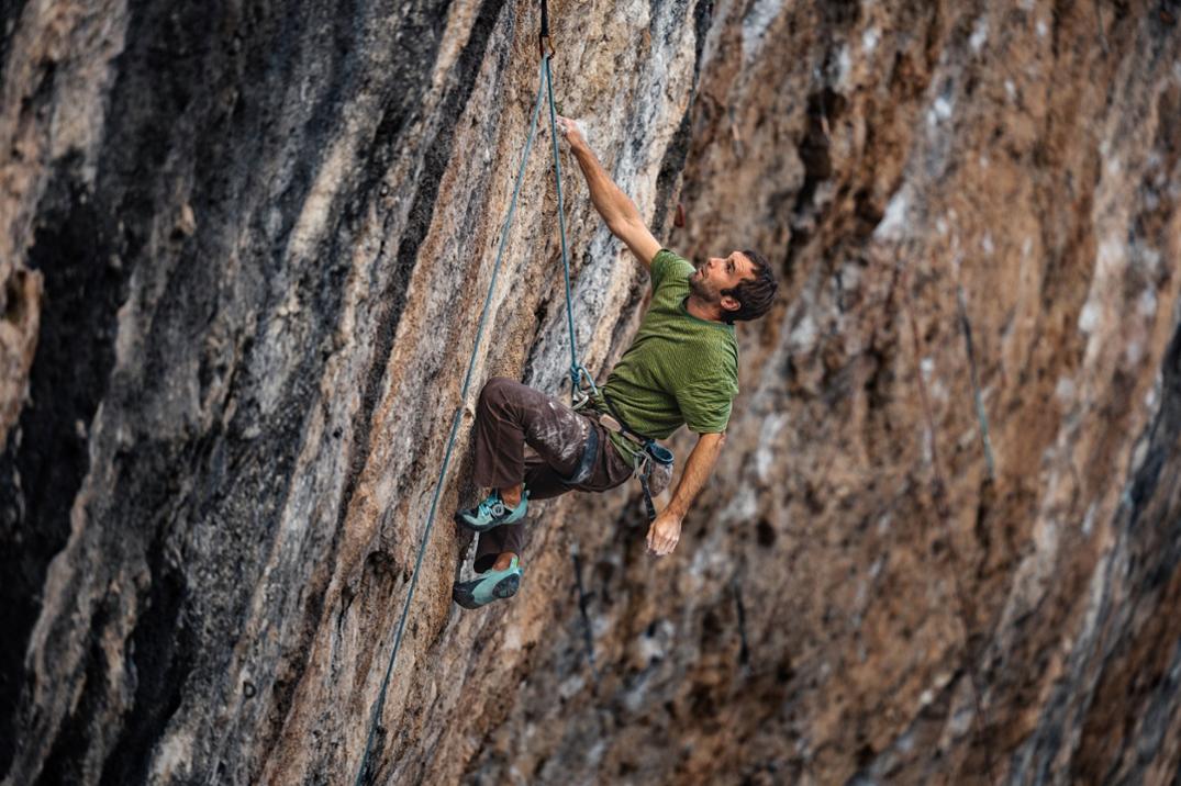 Location Image for Indalo Climbing Shoes