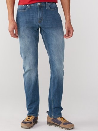 DUER Performance Denim Relaxed Fit Tapered Jeans - Men's 1